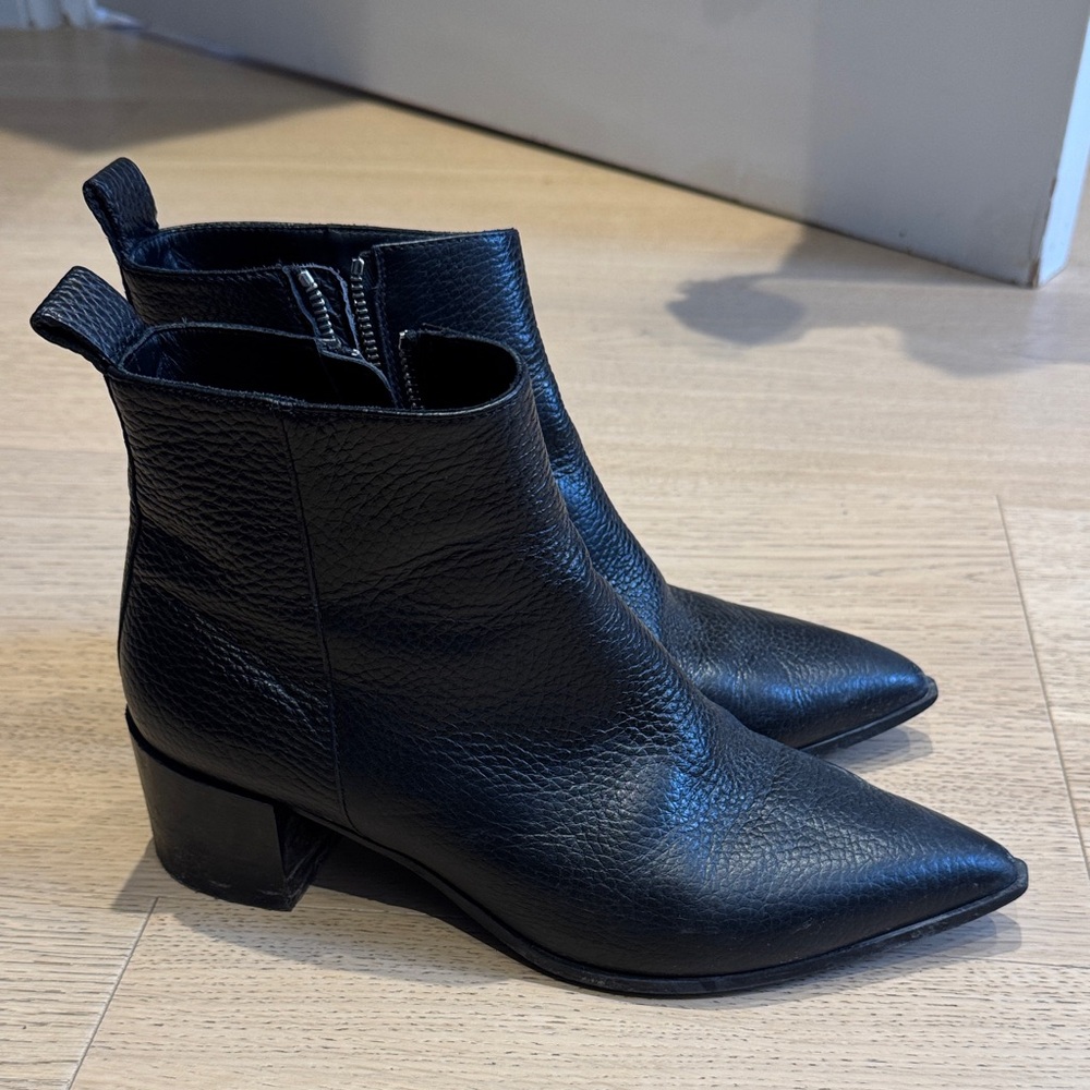 Everlane Black Textured Ankle Booties
